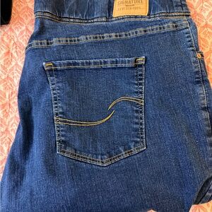 Signature by Levi Strauss Women's Denim Jeans 24W Long